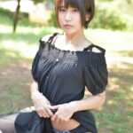 美人お姉さん(美女)・ギャルが女の子座りしながらパンチラ・パンモロで挑発♡スカー